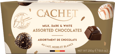 ballotin-assortiment-de-chocolats-au-lait-noirs-blancs